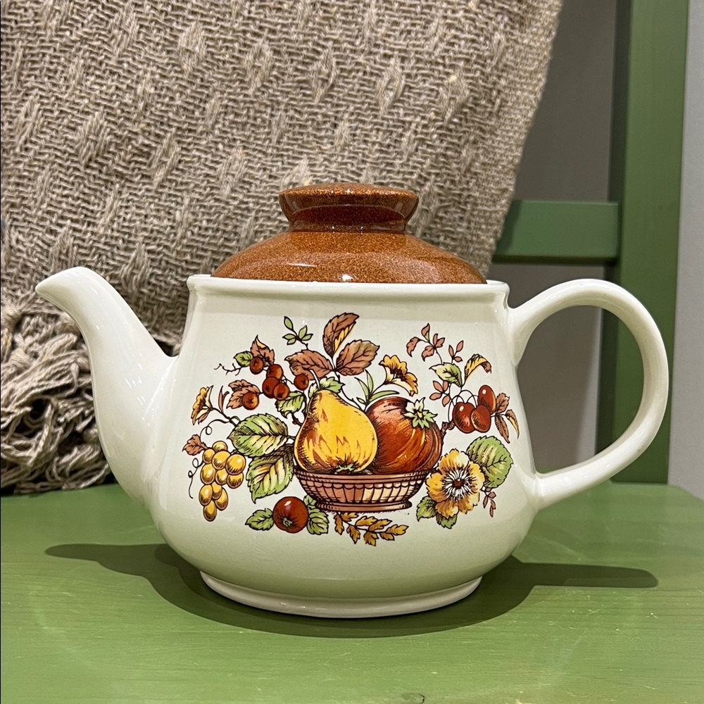 Vintage Sadler Bountiful Harvest Teapot Made in England